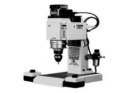 氣動鉚釘機安裝鉚釘的詳細過程